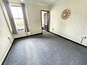 Bedroom- click for photo gallery